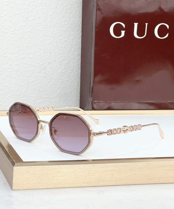 Picture of Gucci Sunglasses _SKUfw80916167fw